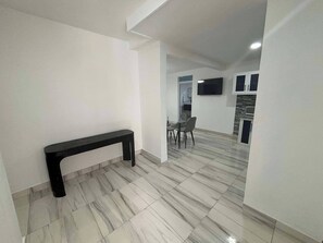 Room, 1 Bedroom, Accessible, Smoking | Interior