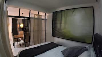 Room, 2 Bedrooms, Smoking, Balcony | 2 bilik tidur