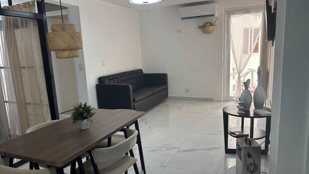 Room, 2 Bedrooms, Smoking, Balcony | Bahagian dalam