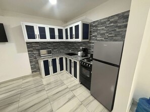 Habitación, 1 habitación, con acceso para personas discapacitadas, para fumadores | Interior