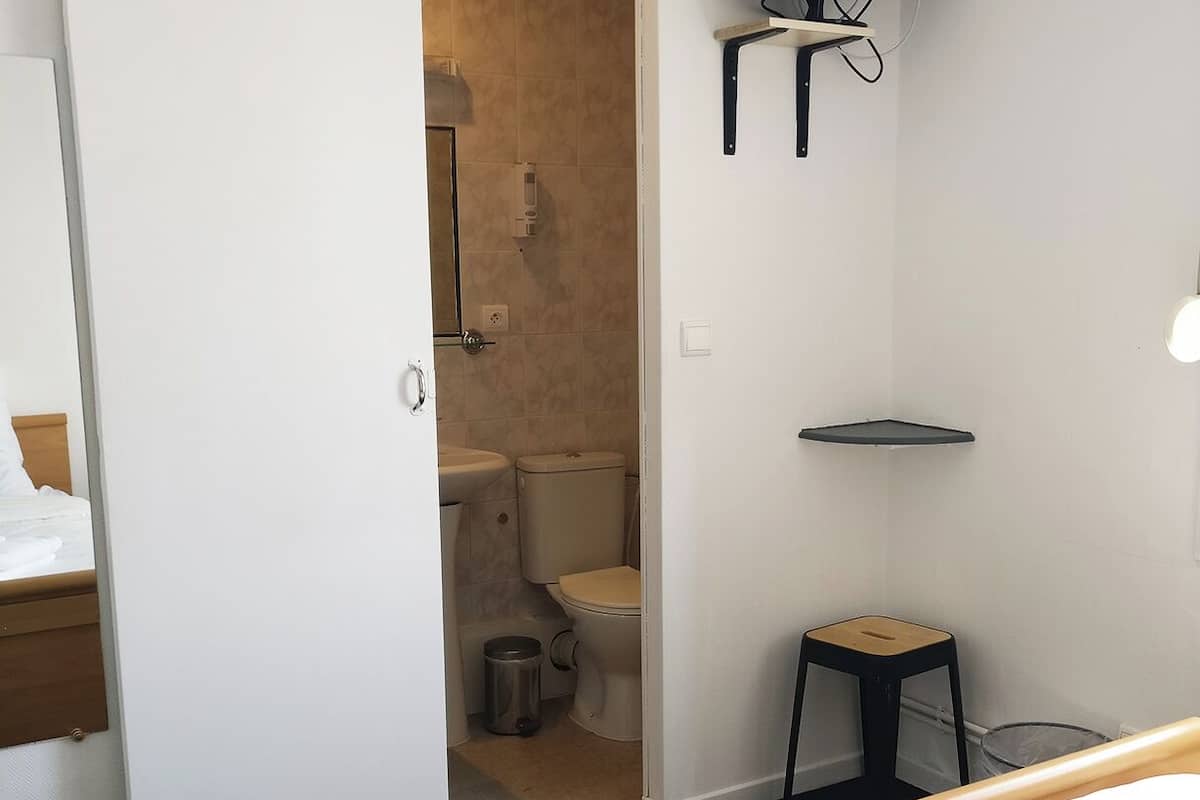 Comfort Twin kamer, uitzicht op de binnenplaats | Gratis wifi