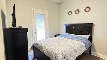 3 Schlafzimmer, Bügeleisen/Bügelbrett, WLAN, Bettwäsche