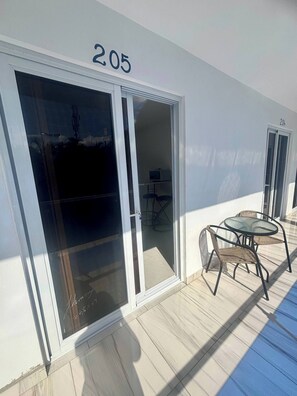 Kamer, 1 slaapkamer, roken, balkon | Buiten dineren