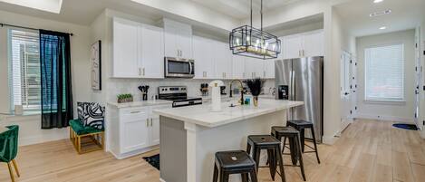 Microwave, oven, stovetop, dishwasher