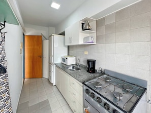 Apartment, Multiple Bedrooms, Smoking, Balcony | Interior