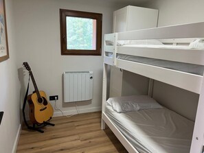 3 dormitoris, Internet i roba de llit