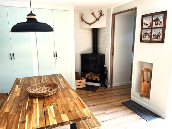 المنشأة من الداخل