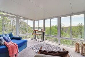 TV, fireplace, video games, foosball - Game Room! Lake-View Gem 7 Mi to Camelback Slopes (Long Pond)