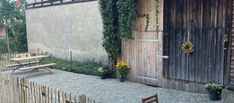 60 sqm apartment on the ground floor with garden and courtyard for 2 people