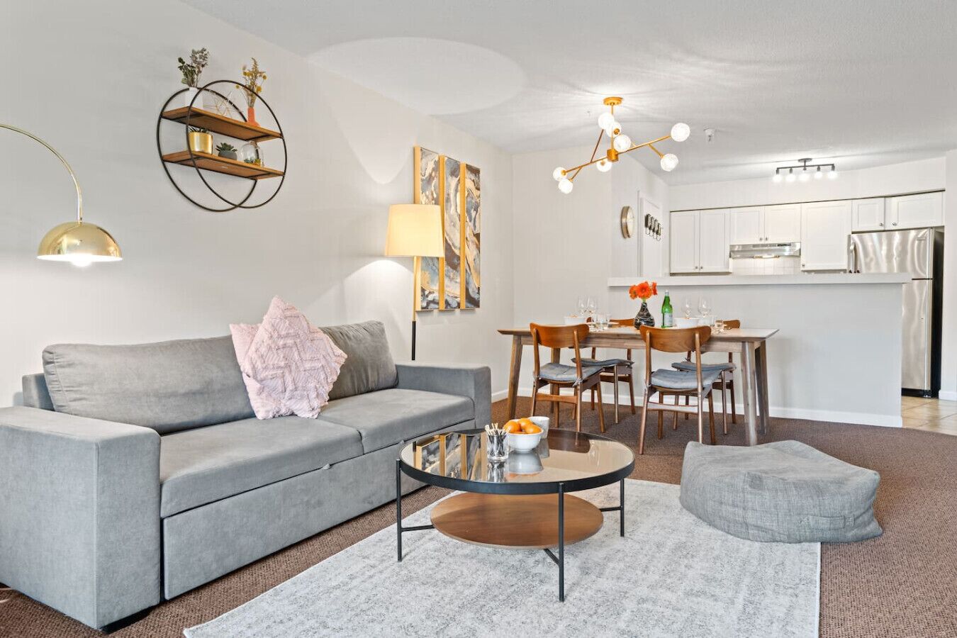 Smart TV, fireplace, stereo