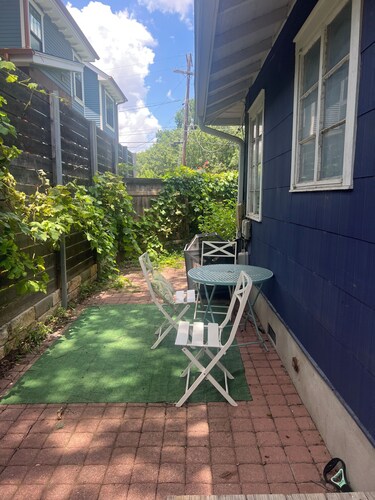 Downtown ATX! Deep Eddy Bungalow #B