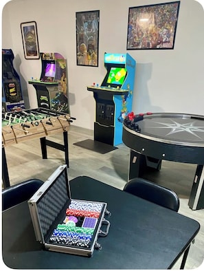 Spielezimmer