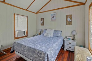 4 bedrooms, WiFi, bed sheets