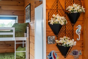 2 bedrooms, free WiFi