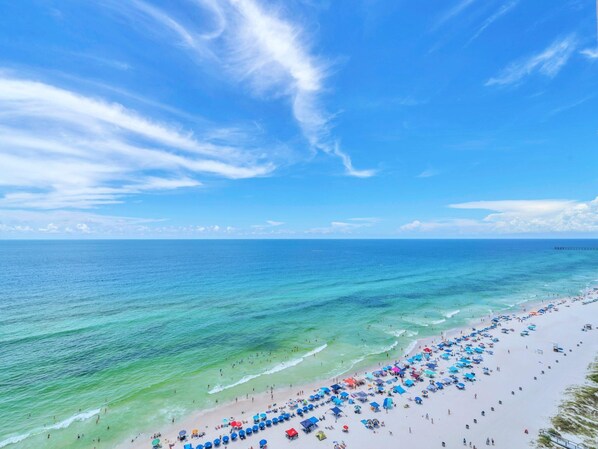 Studio, 1 King Bed (Majestic Beach Towers 1-1909) | Beach | On the beach - Majestic Beach Towers 1-1909 (Panama City Beach)