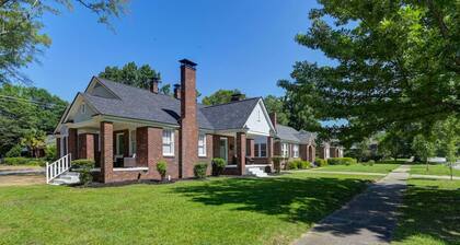 Dana's Cottage| 1 King Bed | Close to USC Stadium