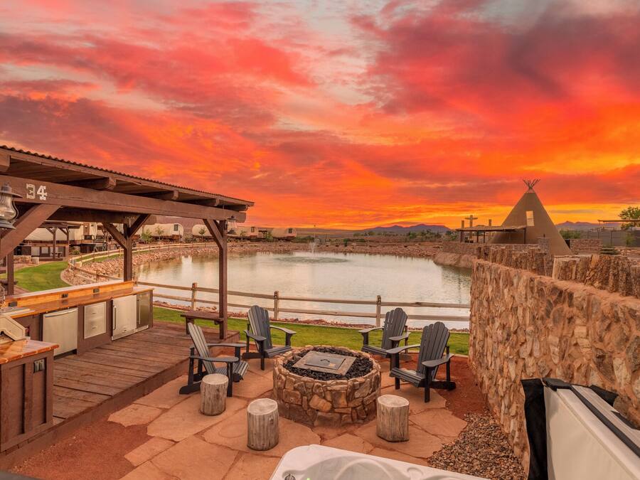 Cabana superior, 2 camas Queen, cozinha, vista para a montanha | Roupas de cama premium