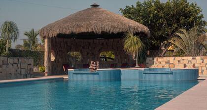 ¡Quinta ideal para descanso! Alberca, futbolito, asador y muchas cosas más.