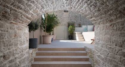 Stone house Casa Lumina
