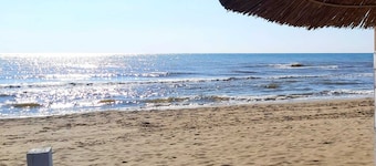 Seaside, Rome, Culture and nature Holiday home 150 m from the sea and 30 min from Rome
