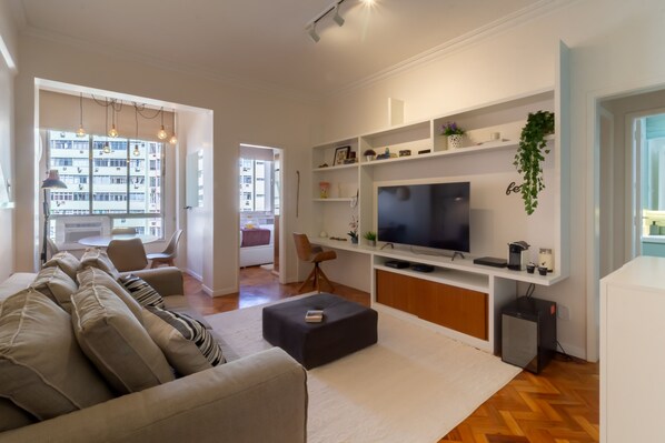 2 bedrooms