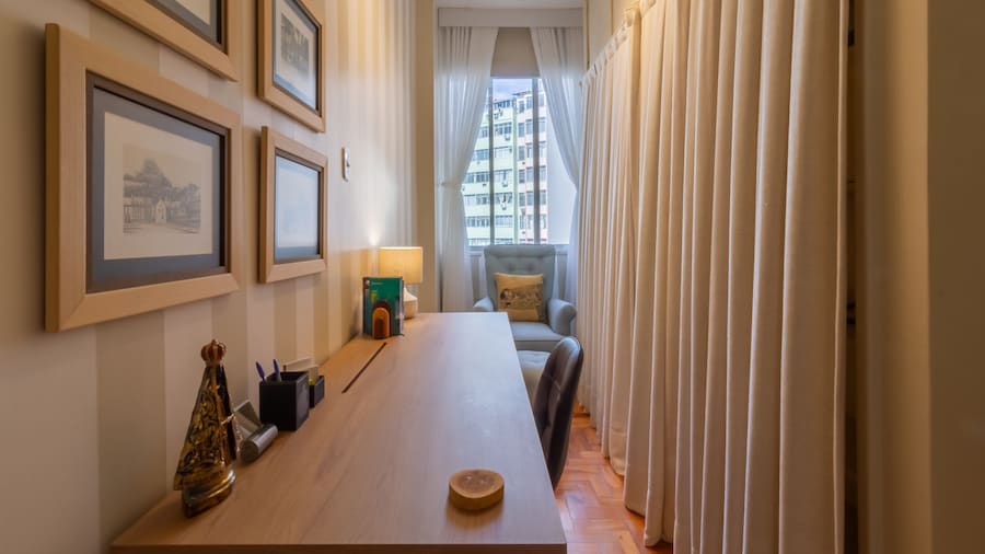 Copacabana Refuge Near the Beach I801