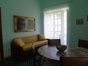 Living area - Vacation Home "Antica Cartiera Sant'Elia" - NOCE (Campania)