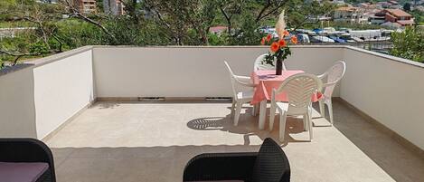 Studio (Studio Apartment with Balcony and Sea) | Balkon