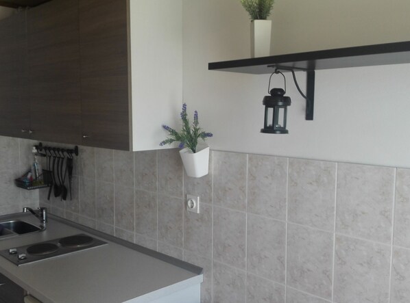 Apartment (One Bedroom Apartment with Balcony an) | Interior - Villa Mery (Rab)