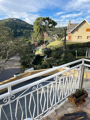 Vista a la montaña