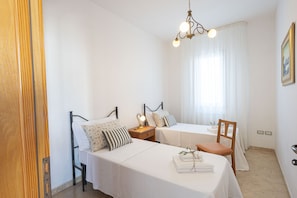 Klassiek appartement | Een bureau, verduisterende gordijnen, gratis wifi, beddengoed