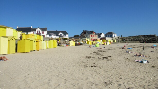 Beach - Out of time at Kervalet, a listed saltmarsh village, natura 2000 site (Batz sur mer)