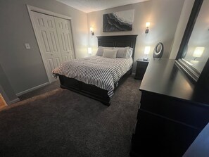 3 bedrooms, free WiFi, bed sheets