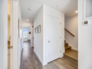 Interior - Waterfront Condo w/ Pool Access & Beach Walk (Fenwick Island)