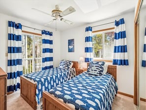5 quartos, ferros/tábuas de passar roupa, Wi-Fi de cortesia