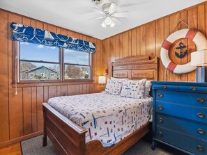 3 bedrooms, iron/ironing board, free WiFi