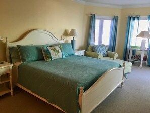 3 bedrooms, iron/ironing board, free WiFi