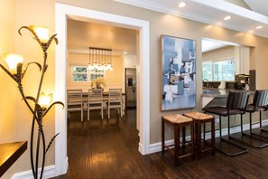 Dining - Feel At Home In MV - `Good Vibes Only` Mentality (Mission Viejo)