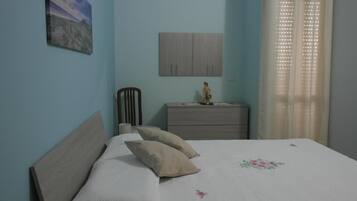 2 Schlafzimmer, Bügeleisen/Bügelbrett, kostenloses WLAN, Bettwäsche