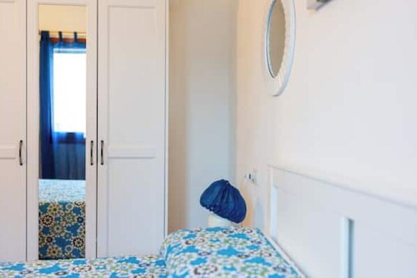 1 bedroom, iron/ironing board, WiFi, bed sheets - Bibi House. (Olbia)