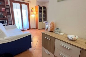 1 chambre, fer et planche Ă repasser, Wi-Fi, draps fournis