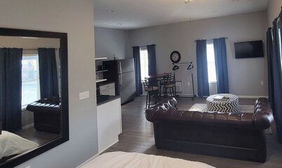 Remodeled downtown studio with remarkable views!