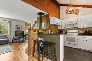 Mikrowelle, Ofen, Herdplatte, Geschirrspüler