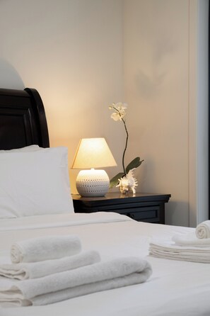 2 bedrooms, WiFi, bed sheets