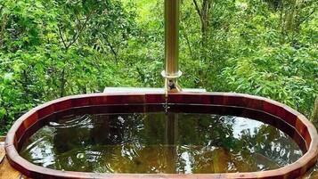 Bañera de hidromasaje exterior