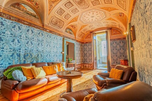 Historic Town House in Vineyard