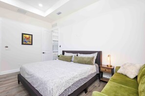 3 habitaciones, tabla de planchar con plancha y wifi gratis 