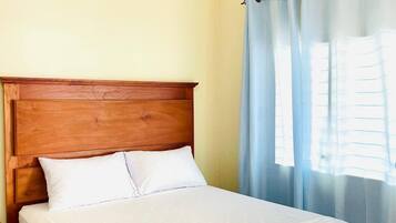 1 bedroom, WiFi, bed sheets