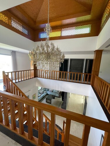 Spacious 6-bedroom villa in delightful Kenitra with AC, fitness room, WiFi