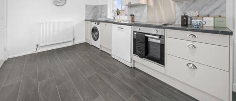 Fridge, microwave, oven, dishwasher
